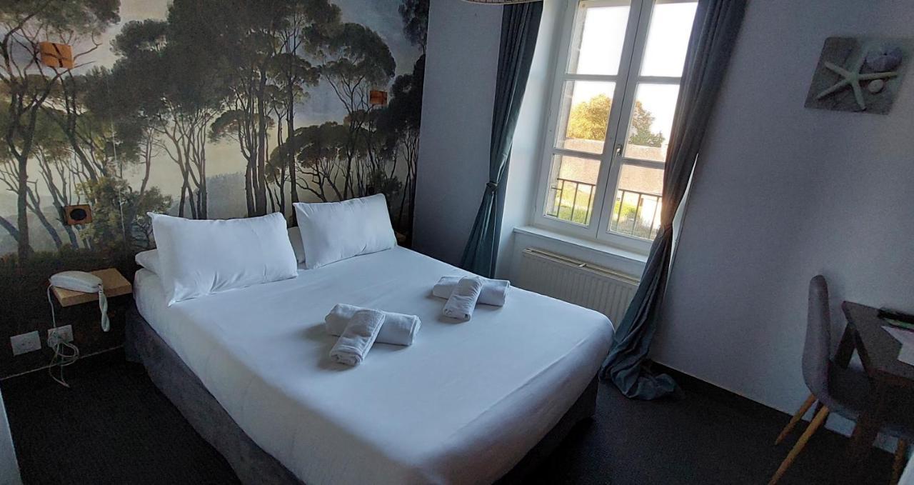 Logis Le Prieure Hotel Locronan Luaran gambar