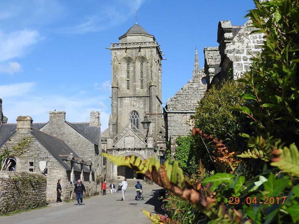 Logis Le Prieure Hotel Locronan Luaran gambar